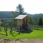 Stoichart Hotel