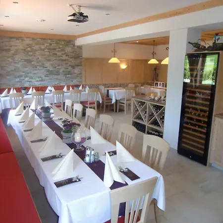 Stoichart Hotel