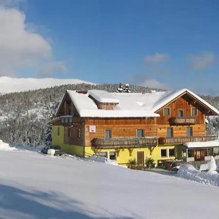 Stoichart Hotel 3*