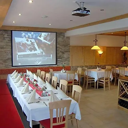 Stoichart Hotel 3*