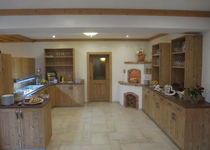 Отель Stoichart 3*